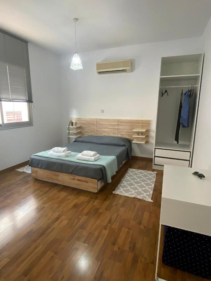 Lovely Studio Apartment In Pafos エクステリア 写真